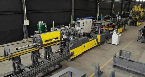 comprar Línea de soldadura del braguero de AC380V máquina espaciamiento máximo de 190m m a de 210m m online manufacture