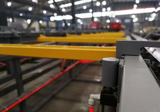línea de corte del esquileo automático de la barra de acero del CNC del 12m que asierra 2100*76m m